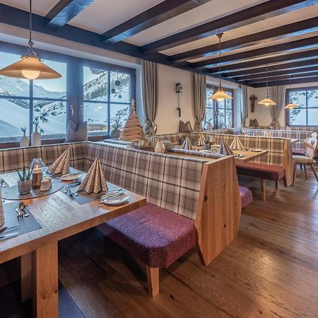 Burghotel Alpengluehn Obergurgl Ngoại thất bức ảnh