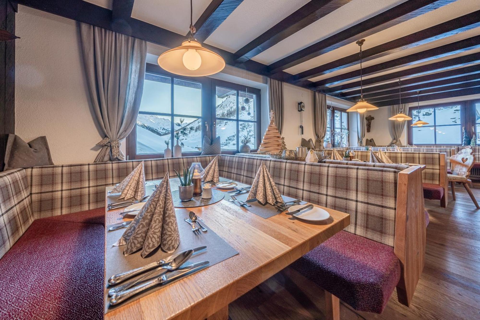 Burghotel Alpengluehn Obergurgl Ngoại thất bức ảnh